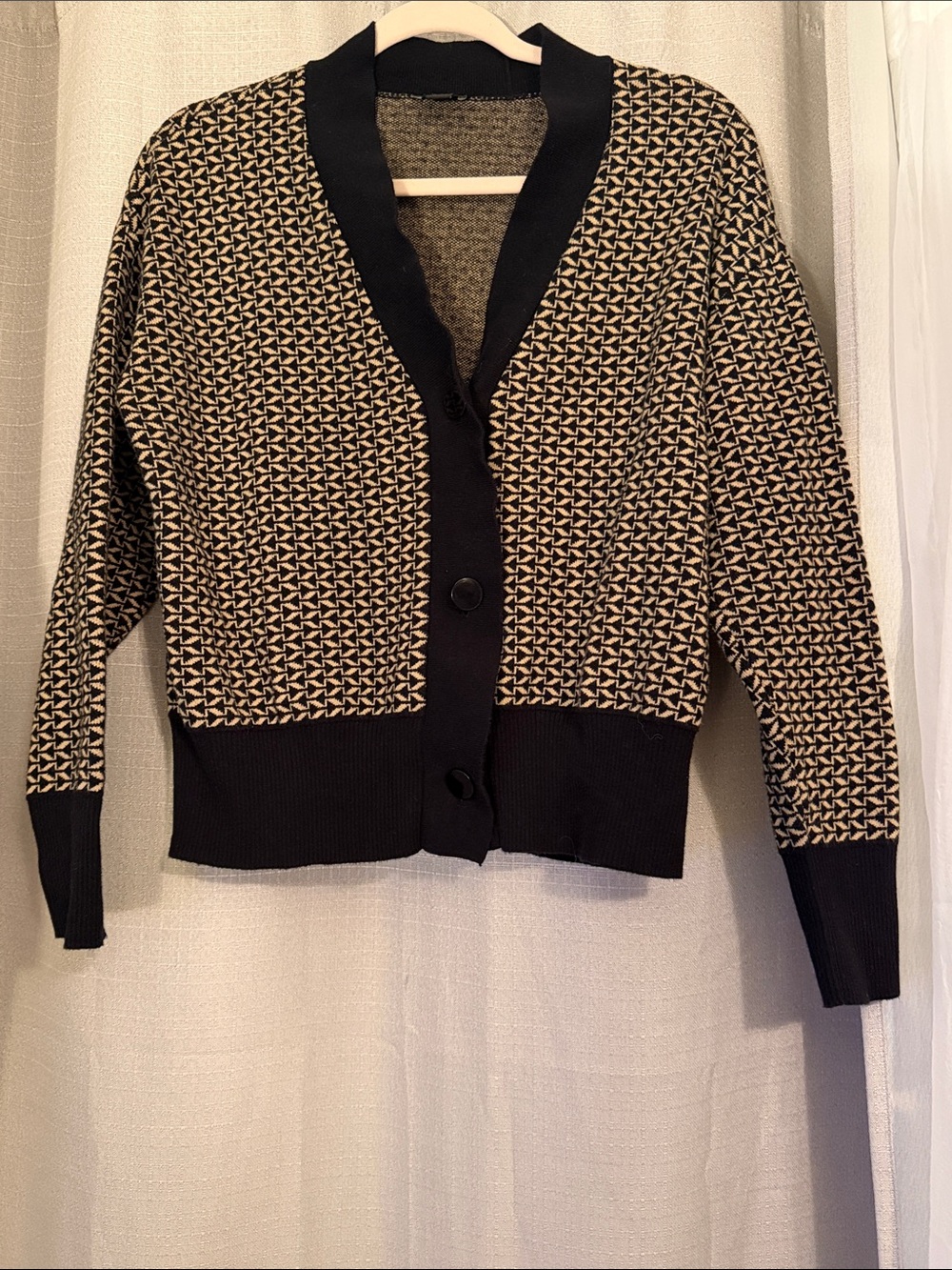 Ann Taylor Factory Black and Cream Geometric V-Neck Cardigan